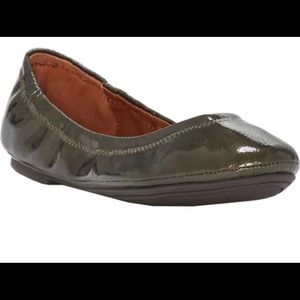 New Lucy Brand Flats